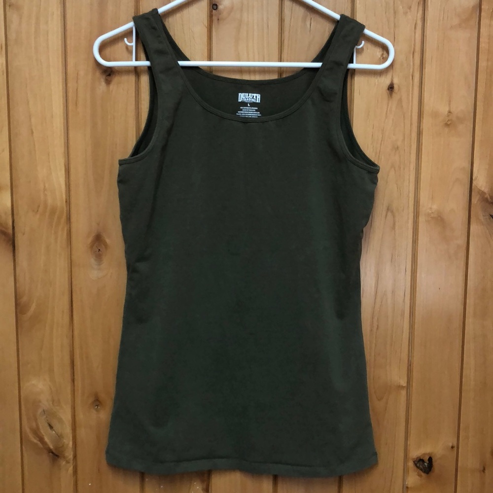 Duluth Trading Women's No-Yank Tank Olive Large